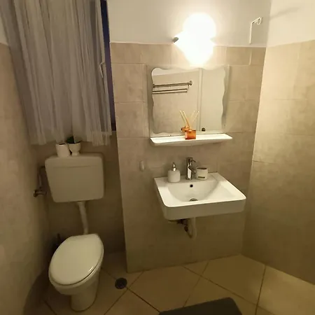 Sunny Apartment Athens