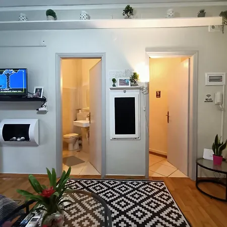 Sunny Apartment